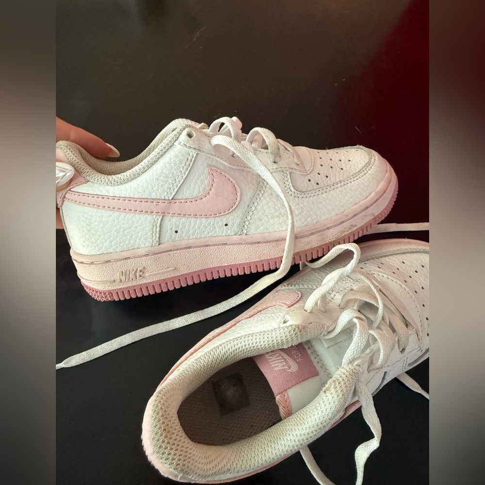 Nike Air Force 1 Big Kids Sneakers in White and Pink, Size 12C